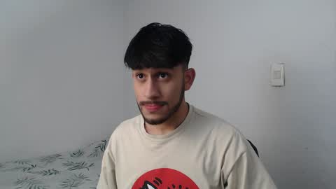 Snapshot of latinbunny7779 chatting on January 2025 11:21:02 AM camilo online show from January 2025 11:21:02 AM