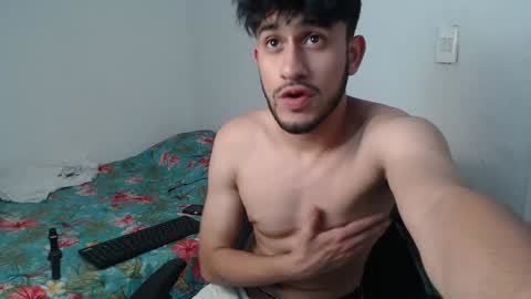 Snapshot of latinbunny7779 chatting on January 2025 11:51:01 PM camilo online show from January 2025 11:51:01 PM