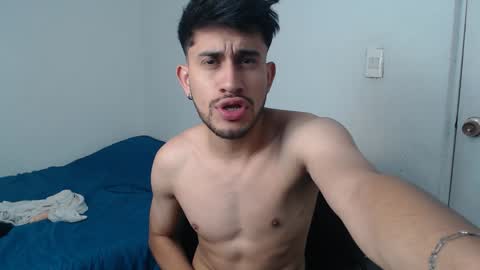 Snapshot of latinbunny7779 chatting on January 2025 09:36:02 AM camilo online show from January 2025 09:36:02 AM