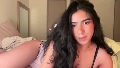 Hi -  online show from December 2025 04:33:02 AM