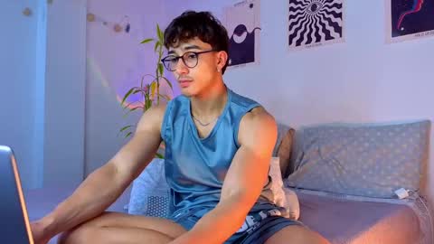 Logan online show from September 2025 09:59:02 PM