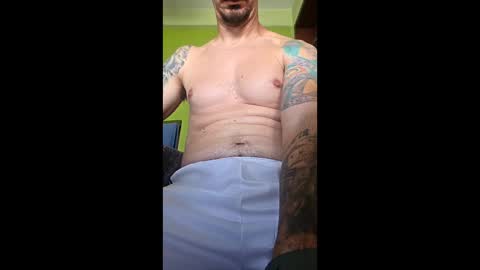 latinheat95 online show from December 2025 05:09:01 PM