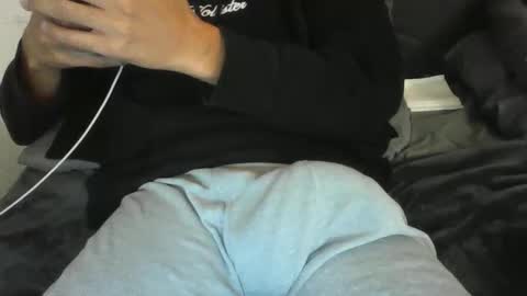 latinman7945 online show from February 2026 07:57:02 AM