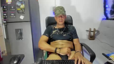 latinmartin73 online show from December 2024 03:44:02 AM