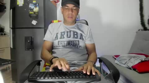 latinmartin73 online show from January 2025 01:06:01 AM