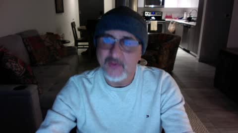 QS - INDEPENDENT MODEL online show from December 2024 11:19:01 PM