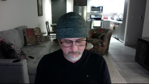 QS - INDEPENDENT MODEL online show from December 2024 04:27:02 AM