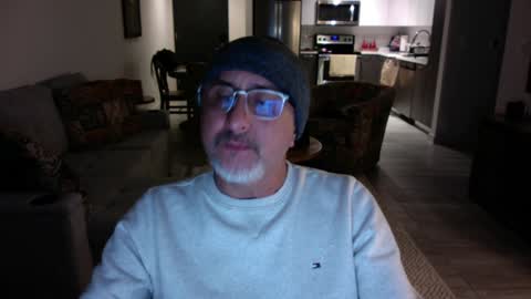 QS - INDEPENDENT MODEL online show from January 2025 02:03:02 AM