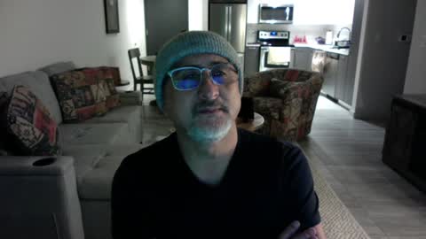 QS - INDEPENDENT MODEL online show from February 2025 02:07:01 AM