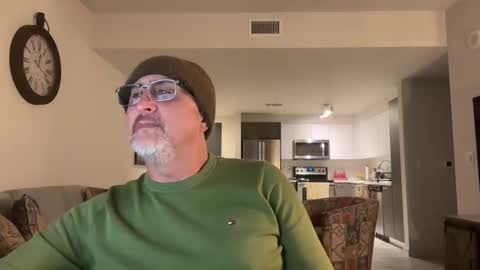 QS - INDEPENDENT MODEL online show from March 2025 05:16:01 AM