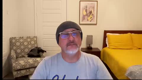 QS - INDEPENDENT MODEL online show from December 2025 03:46:02 AM