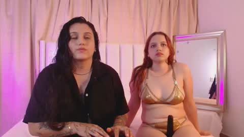 latins_queens online show from November 2025 08:00:01 PM