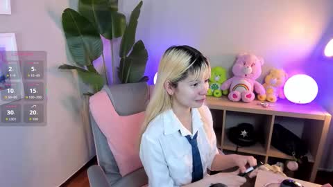 laukyubey1 online show from October 2025 09:04:02 PM