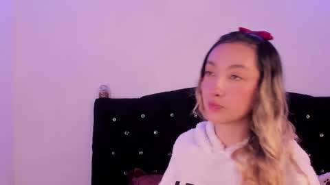 Lau Miller online show from November 2025 01:50:01 AM