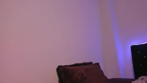 Lau Miller online show from November 2025 11:46:01 PM