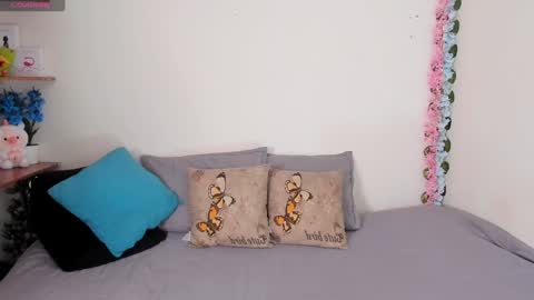 laura1__ online show from January 2025 12:36:01 AM