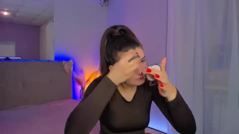 Laura online show from March 2026 05:54:02 AM