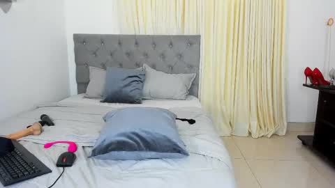   online show from April 2026 03:12:01 PM