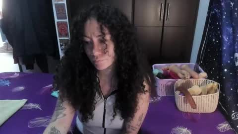  Wen  online show from November 2025 04:09:01 PM