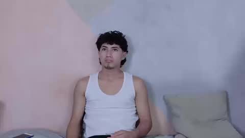 laura_and_kevin online show from September 2025 02:16:01 PM