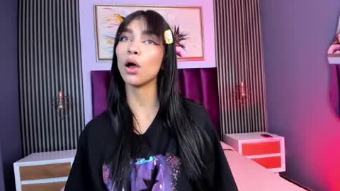 Laura online show from March 2025 04:13:02 PM