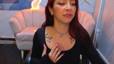 Snapshot of laura_b_ chatting on May 2026 03:23:01 AM laura_b_ online show from May 2026 03:23:01 AM