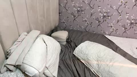 laura online show from January 2025 05:48:02 AM