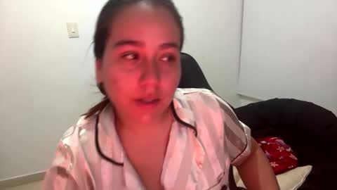 laura online show from December 2025 12:31:02 AM