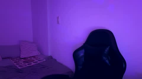 laura online show from March 2026 06:59:01 AM