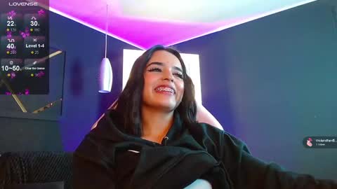 Snapshot of laura_hentai chatting on February 2025 05:33:01 PM Laura online show from February 2025 05:33:01 PM