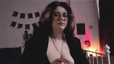 Miss Laura online show from February 2026 09:05:02 AM