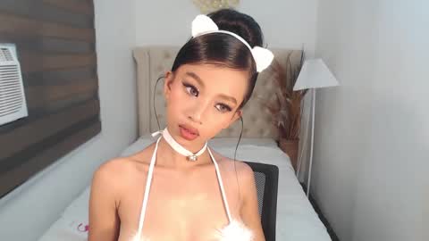 Snapshot of laura_leighxx chatting on December 2024 01:41:02 AM Laura leighxx online show from December 2024 01:41:02 AM