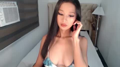 Snapshot of laura_leighxx chatting on January 2025 01:50:01 AM Laura leighxx online show from January 2025 01:50:01 AM