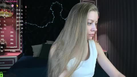 Snapshot of laura_pudd chatting on February 2026 09:13:01 AM Laura online show from February 2026 09:13:01 AM