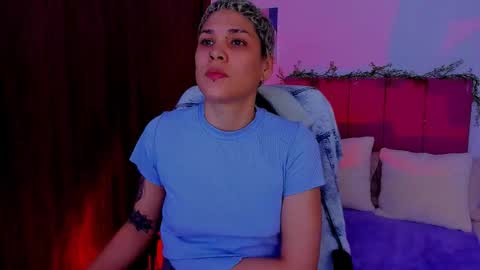Laura Rose online show from October 2025 06:52:02 PM