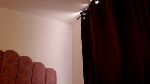Snapshot of laura_soe chatting on May 2026 01:50:01 PM LAURA SOE online show from May 2026 01:50:01 PM