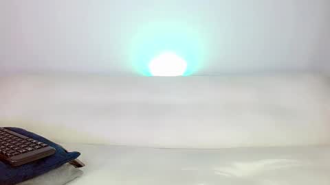 Laura online show from March 2025 02:52:01 AM