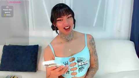 Laura online show from July 2026 06:40:01 AM