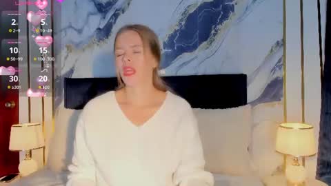Snapshot of laurablue_ chatting on June 2026 09:36:02 PM Laura Blue online show from June 2026 09:36:02 PM