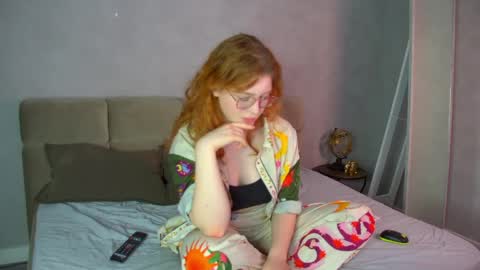 Laura online show from April 2026 04:36:02 PM