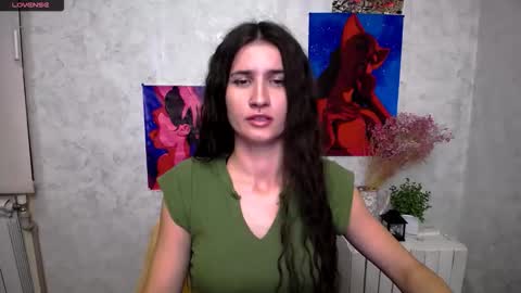 Laura online show from October 2025 08:55:02 AM