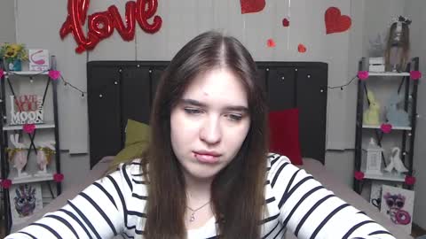 LauraHlot online show from March 2025 01:47:01 PM