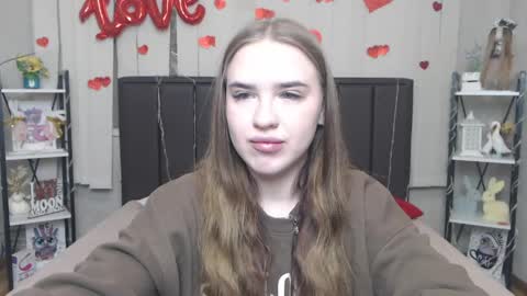 LauraHlot online show from April 2026 06:01:02 PM