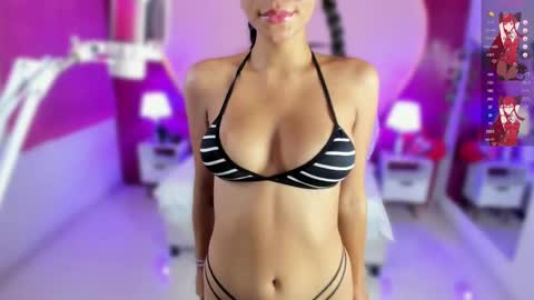 Laura MartinGMT-5 2200-0600 online show from February 2025 12:37:01 AM