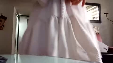 Laura online show from December 2024 09:33:01 PM