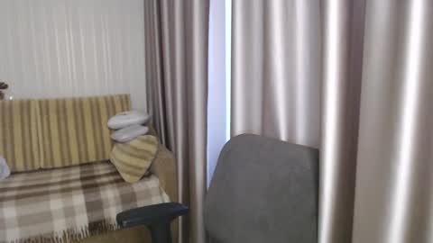 Lauraoven1 online show from December 2024 10:47:02 AM