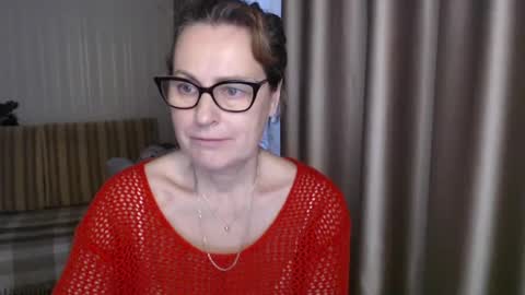 Lauraoven1 online show from February 2025 01:08:02 PM