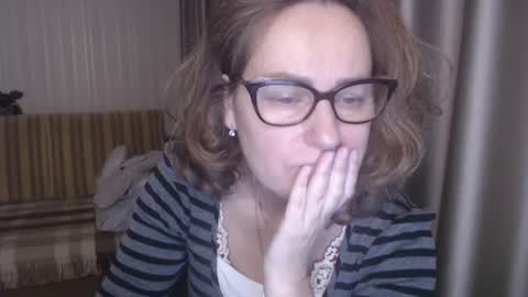 Lauraoven1 online show from February 2025 06:05:01 PM