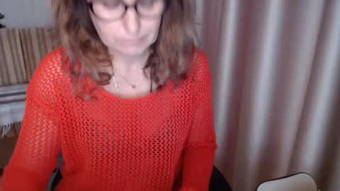 Lauraoven1 online show from October 2025 08:37:01 AM
