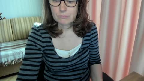 Snapshot of lauraoven1 chatting on May 2026 08:43:02 AM Lauraoven1 online show from May 2026 08:43:02 AM